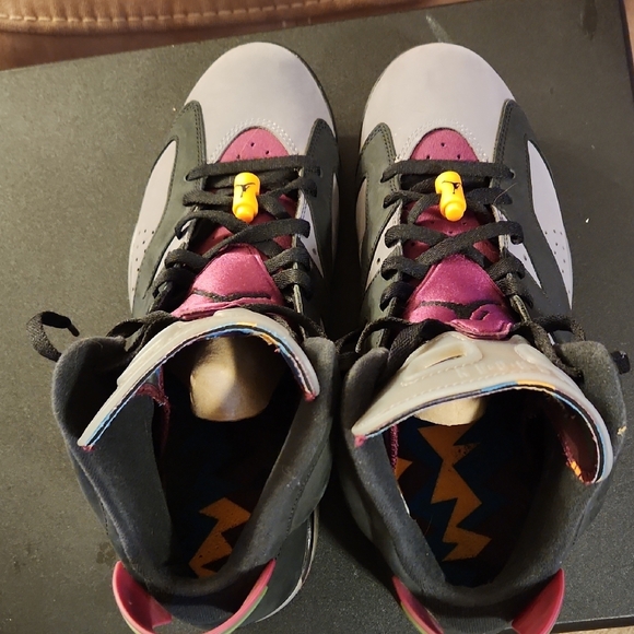 "Jordan 6 Bordeaux" Sneakers - Black, Gray, Burgandy - Picture 7 of 8